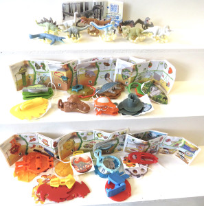 Jurassic World 2021 Komplettsatz + Spielzeug + Beipackzettel 24 Teile