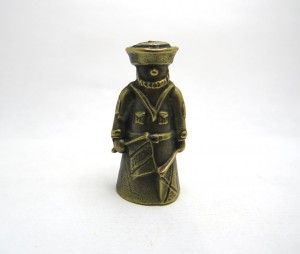 Fingerhut-Miniaturen Berufe Militär Messing Figur 1