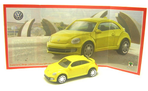 VW 2016 , Beetle gelb FS236 + Beipackzettel