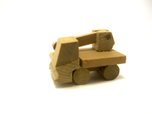 Holzspielzeug , Kranwagen 