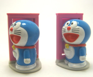 Doraemon mit Tür dunkles Pink