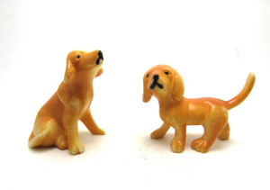 Alte Miniaturen Hunde 2 Hunde