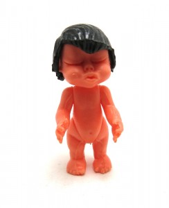 Baby mit Haaren 1976 schwarz